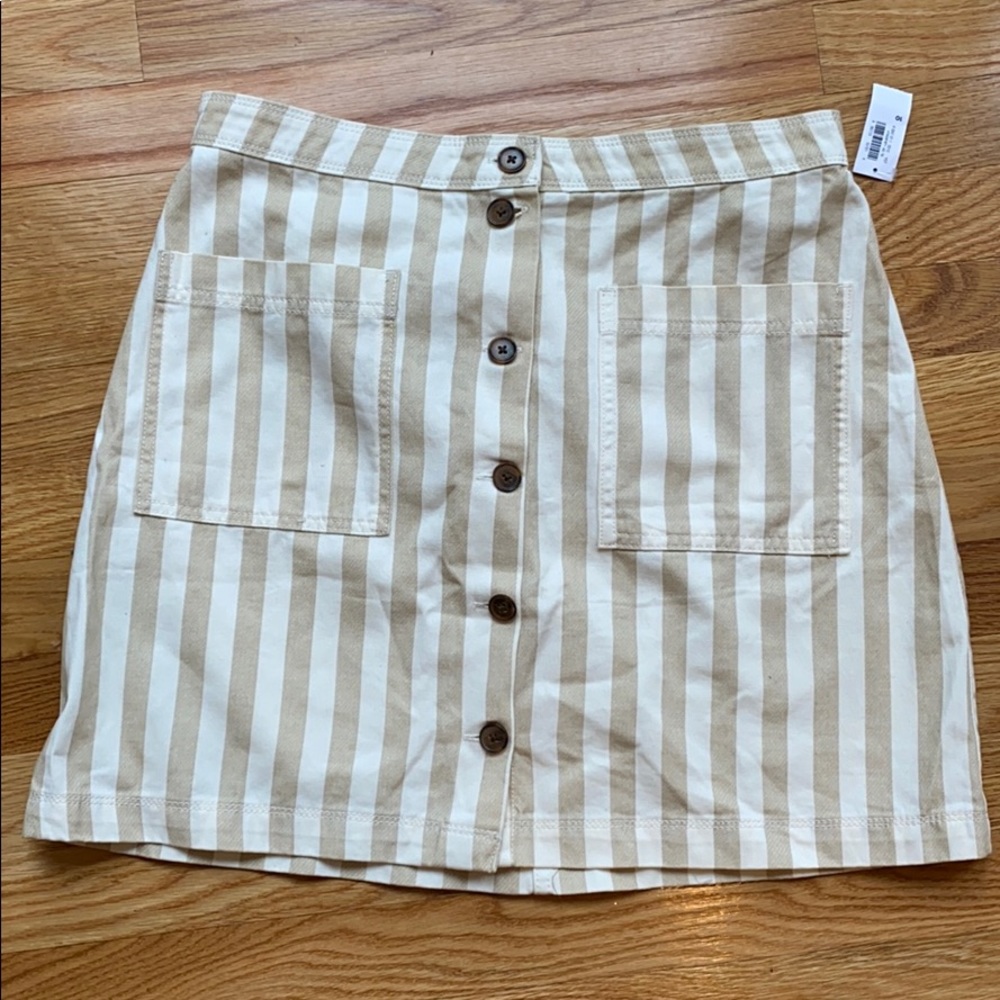 *NWT* Old Navy Women’s Mini Skirt